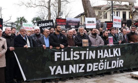 Bursa'dan Dünyaya Kudüs Çağrısı: 'Mescid-i Aksa Kırmızı Çizgimizdir!'