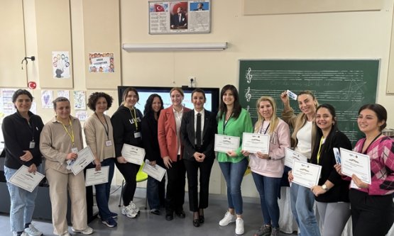 Eğitimde Yeni Model: FMV Işık Okulları'ndan Ebeveynlere 'Bilim Temelli' Rehberlik!