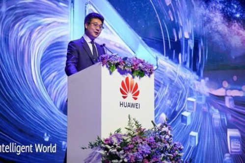 Huawei, Avrupa'daki Büyüme Stratejisinin Merkezine İş Ortaklarını Koydu: 2026 Vizyonu Como'da Açıklandı