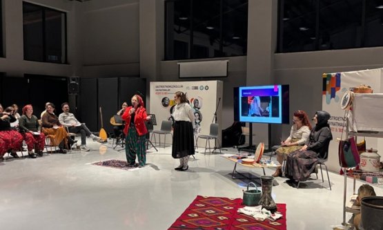 Nilüfer'de Baharın Gelişi ve Mutfağın Görünmez Kahramanları Konuşuldu: Gastroetnomüzikolojik Kaynatmalar!