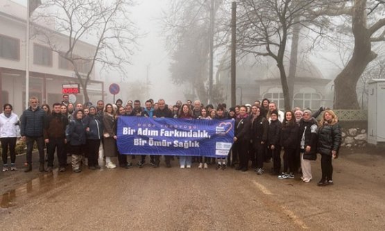 Nilüfer'de Kanserle Mücadele İçin Dev Adım: Unçukuru Doğa Yürüyüşü ile Farkındalık Oluşturuldu!