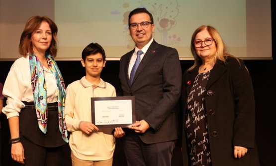 Nilüfer'in Çocukları Sanatla Parlıyor: 29. Geleneksel Resim Yarışması Ödülleri Sahiplerini Buldu!