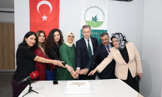 Osmangazi'de Kadın Emeği Görücüye Çıktı: OSMEK Sergisi Büyük Beğeni Topladı!