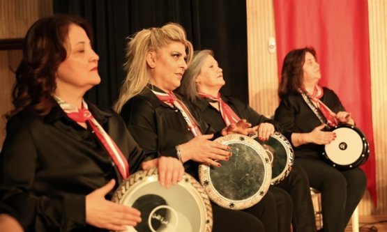 Osmangazi'de Kadınların Ritmi Yankılandı: Ahenka'dan Darbuka Şov!