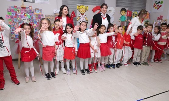 Osmangazinin Miniklerinden 23 Nisan Şöleni: Kreşlerde Bayram Coşkusu Zirveye Çıktı!