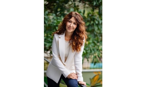 Panik Atakla Yüzleşme: Ayşegül Günsür 'Bir Panik Ataklının Günlüğü' İle İZKİTAP'ta Okurlarıyla Buluşuyor!