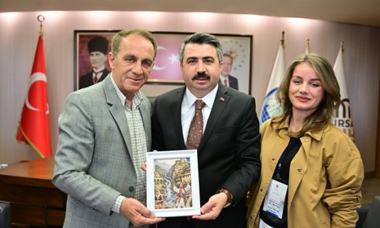 Yıldırım'da 23 Nisan Coşkusu Sınırları Aştı: Balkan Rüzgarı Bursa'da Esiyor!