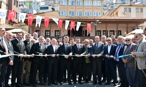 Yıldırım'da Kültür Sanatın Yeni Merkezi: Emir Buhari Kültür Merkezi Kapılarını Açtı!