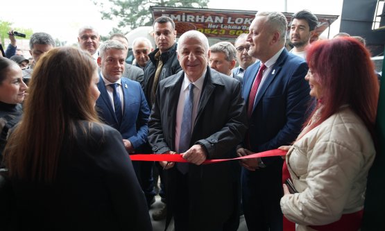 Zafer Partisi Yıldırım İlçe Başkanlığı Coşkuyla Açıldı: Ümit Özdağ Bursa'da Rozet Taktı