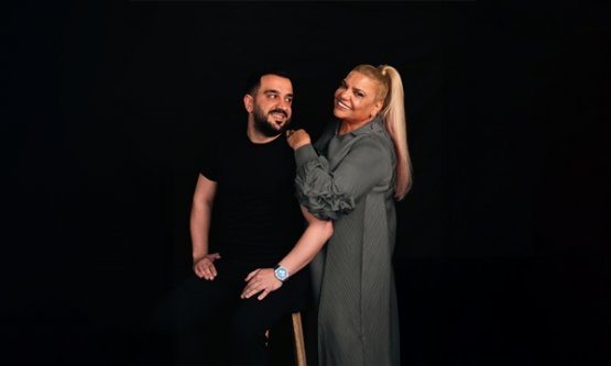 Arabesk Dünyasında Dev Buluşma: Kibariye ve Gökhan Namlı'dan 'Kader Kurbanıyım' Sürprizi!