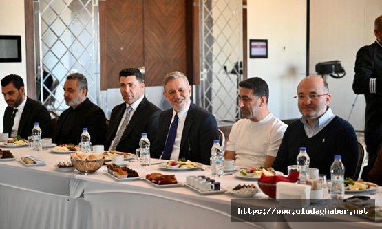 Bursa İş Dünyasından Zirve Buluşması: Başkan İbrahim Burkay 2030 Vizyonunu Paylaştı!