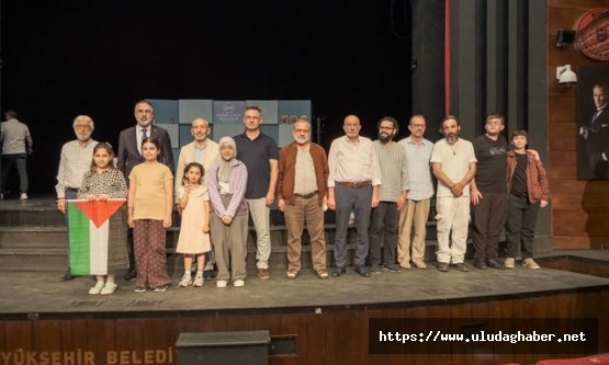 Bursa'da Parola Boykot Programı Tayyare Kültür Merkezi'nde gerçekleştirildi