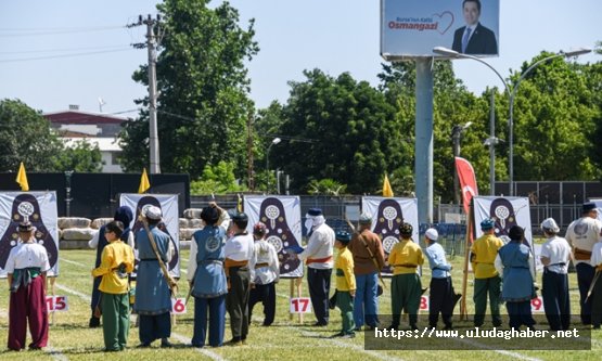 Osmangazi'de Türk Sporları Festivali coşkuyla başladı