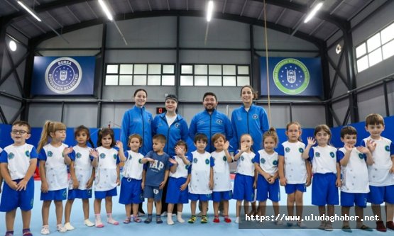 Bursa Büyükşehir Belediyesi Yaz Spor Okulları'nda ilk dönem tamamlandı