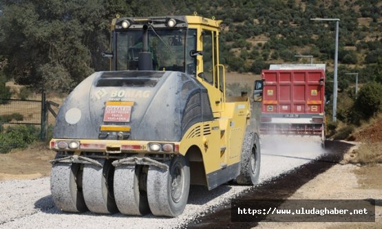 Bursa Büyükşehir Belediyesi'nden 5 ilçede 22 kilometrelik yol yenileme çalışması