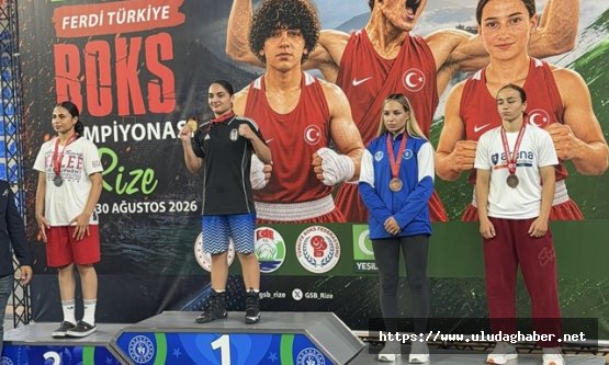 Bursa Büyükşehir Belediyesporlu boksörlerden Rize'de madalya gururu: Millî Takım'a seçildiler