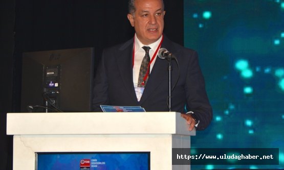 İzmir Diş Hekimleri Odası (İZDO) Başkanı Ersin Atinel'den plansız fakülte ve diş hekimi enflasyonu uyarısı