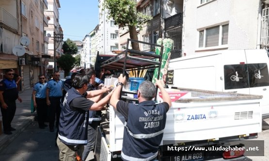 Osmangazi Belediyesi'nden kaldırım işgali denetimi: Kurallara uymayanlara ceza