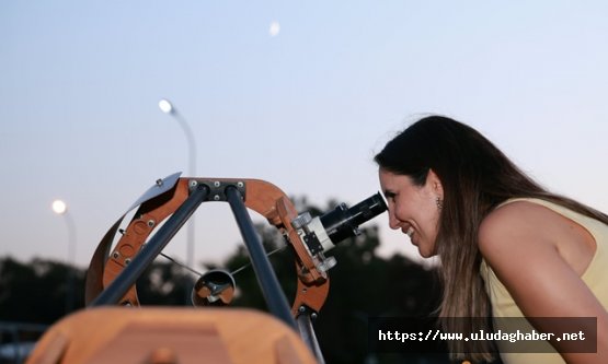 Osmangazi#039;de gökyüzü heyecanı: Astro Fotoğrafçılık ve Gökyüzü Gözlemi etkinliği düzenlendi
