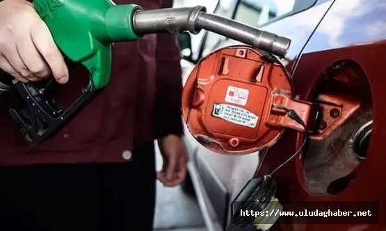 Motorine büyük indirim yolda: Gece yarısından itibaren litre fiyatı 100 liranın altına düşüyor