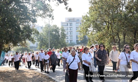 Nilüfer'de Dünya Alzheimer Ayı için anlamlı yürüyüş: 'Unutmaya karşı adım at'