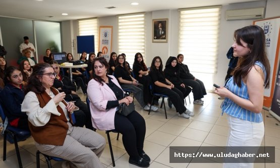Bursa Büyükşehir Belediyesi'nden 11 Ekim Dünya Kız Çocukları Günü'ne özel farkındalık buluşması: Hakları ve mücadele yolları anlatıldı