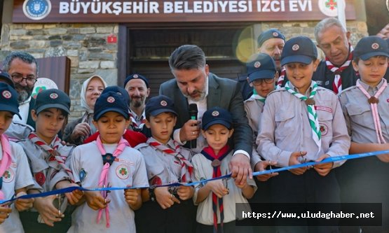 Bursa Büyükşehir Belediyesi'nden gençlere yeni yaşam alanı: Atatürk Kent Ormanı İzci Evi törenle açıldı
