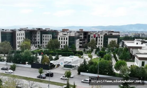 Bursa Teknik Üniversitesi#039;nin büyük gururu: Dünyanın en etkili bilim insanları listesinde 9 BTÜ#039;lü akademisyen yer aldı