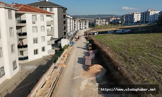 İnegöl Alanyurt#039;ta 26 sokağa yeni çehre: 10 bin metrekare parke taşı döşeniyor