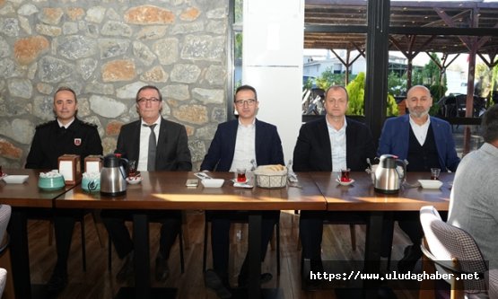 İznik'te Muhtarlar Günü buluşması: Başkan Kağan Mehmet Usta'dan 'en güçlü bağ' vurgusu