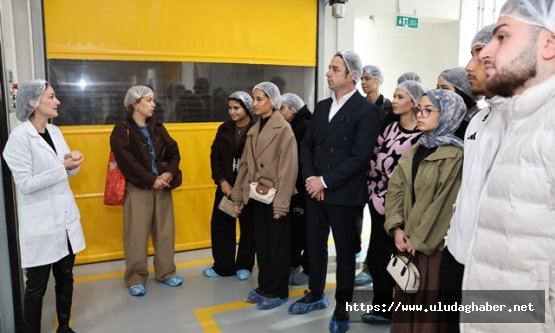 Nilüfer Belediyesi'nin tarım tesislerine Türk ve Alman öğrencilerden ziyaret