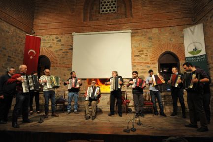 Akordeon Ustaları Osmangazi'de!