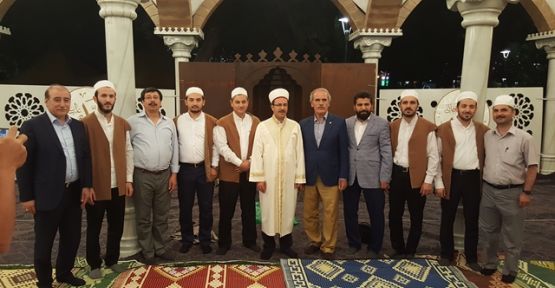Altepe İlk Teravih Namazını Merinos'ta Kıldı!