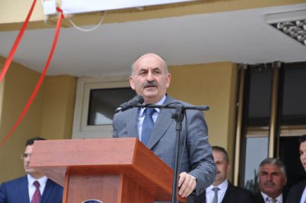 Ayakkabılarını Çıkaran Ninenin İsmini Verdi!