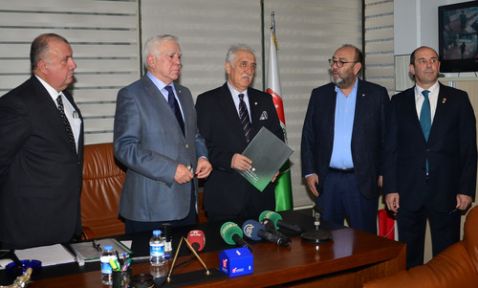 Başkan Adayları Dilekçelerini Verdi!
