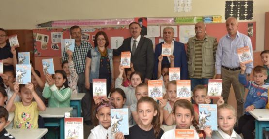 Başkan Kurtulan'dan Kırsaldaki Öğrencilere Destek!