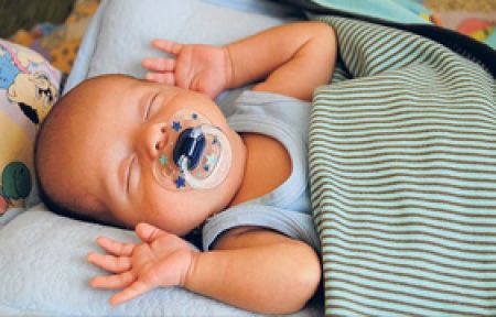 Bebeğinizi Ayağınızda Sallamayın!