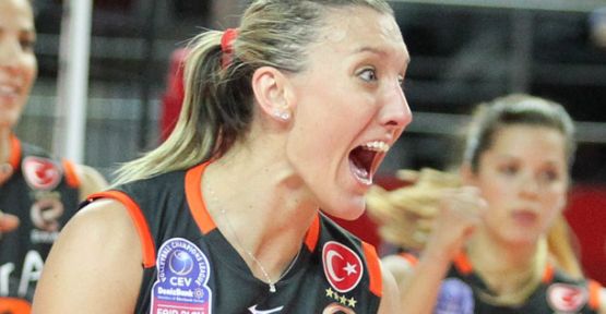Beklenen Oldu Yıldız Yuvada Kaldı!