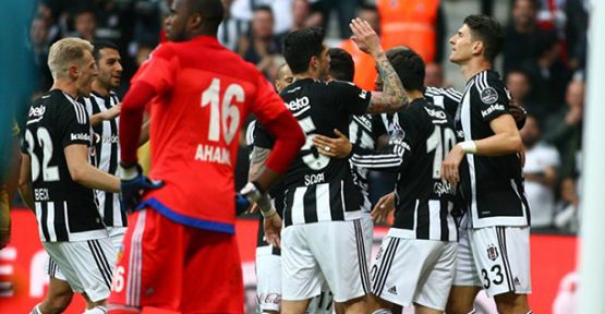 Beşiktaş Zirvedeki Yerini Korudu!