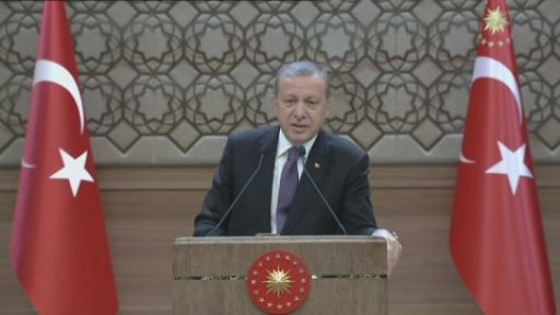 Yeni Anayasa Meselesini Çözmek Gerekiyor!