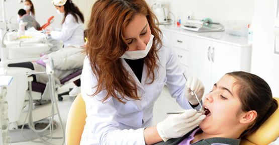 Bir Çok Alışkanlık Dişlere Zararlı!