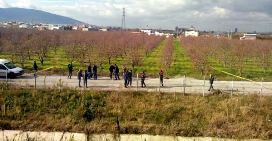 Bir Kilometre Arayla İki Kadın Cesedi!