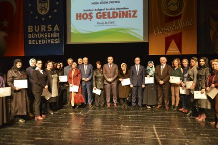 BUMEP Ev Hanımlarına Sertifikalarını Verdi!