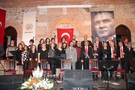 Bursa Barosu'ndan Türkü Ziyafeti!