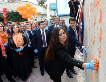 Bursa Turuncuya Boyanıyor!
