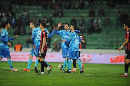 Bursaspor:3  Utaş Uşakspor:0