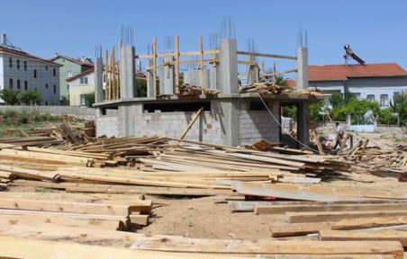 Caminin İsim Hakkı Satılığa Çıkarıldı!
