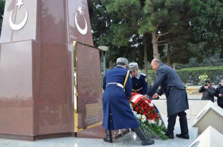 Çavuşoğlu Azerbaycan'da