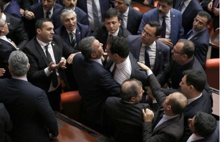 CHP'li Vekilin Sözleri Meclisi Karıştırdı!