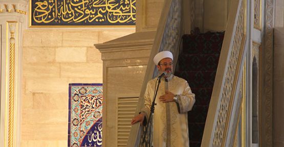 Cuma Hutbesinde 'Asılsız İddialara İtibar Etmeyin'
